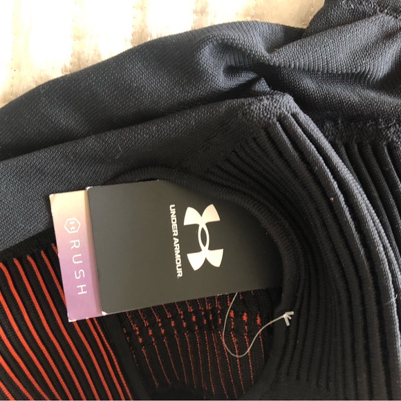 NWT Womens UnderArmour Intelliknit Balaclava Hoodie. Sz S - Picture 4 of 7